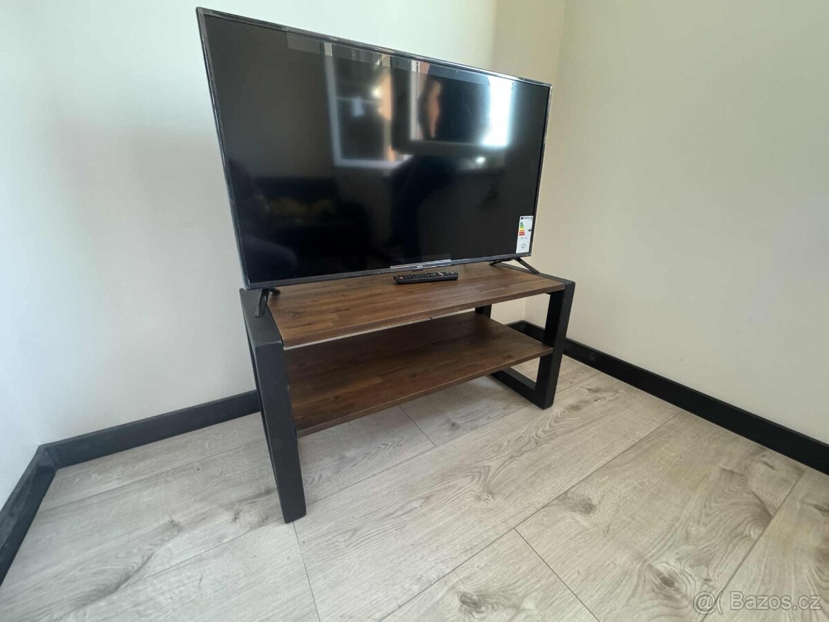 Tv stolek