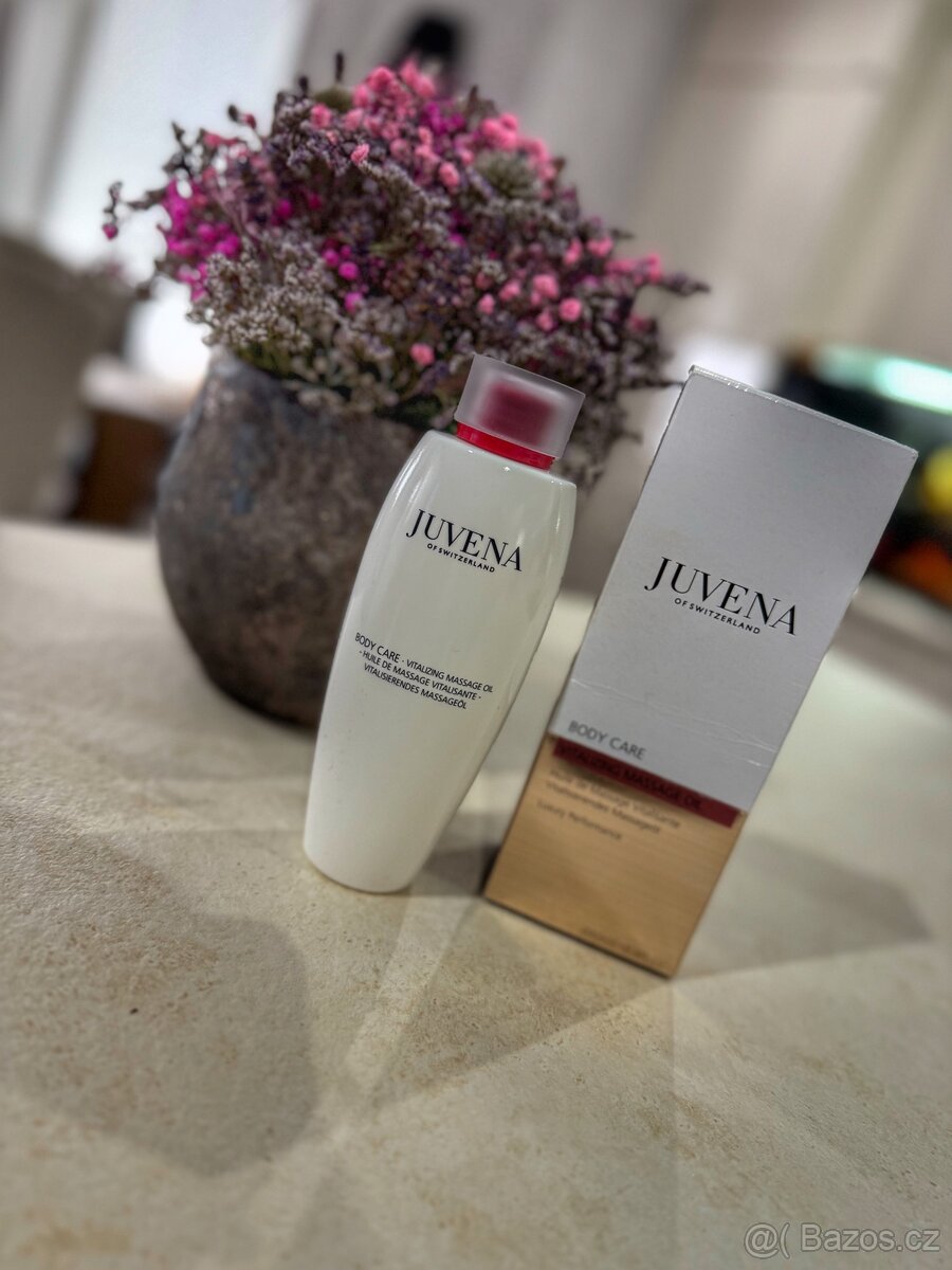 Hedvábně jemný revitalizační masážní olej JUVENA