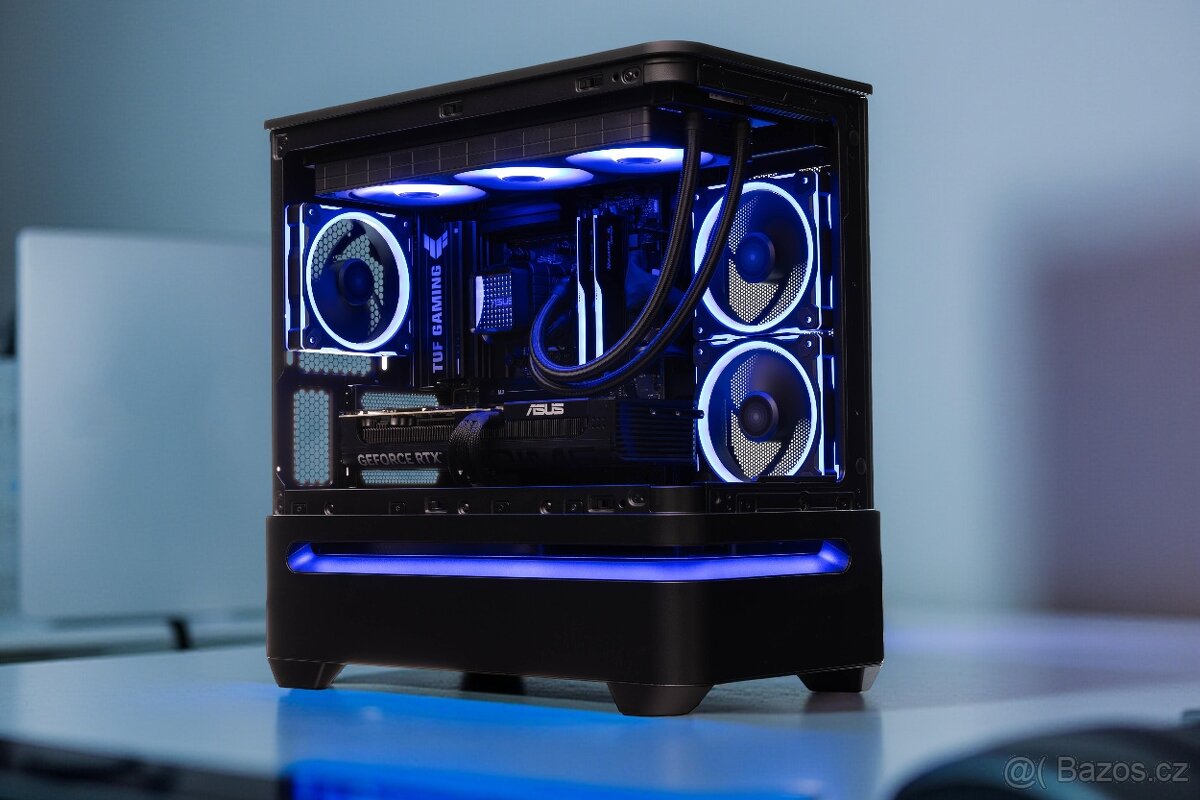 ASUS PC - Ryzen 7 7700 / 32GB / 1TB / RTX 5070 12GB