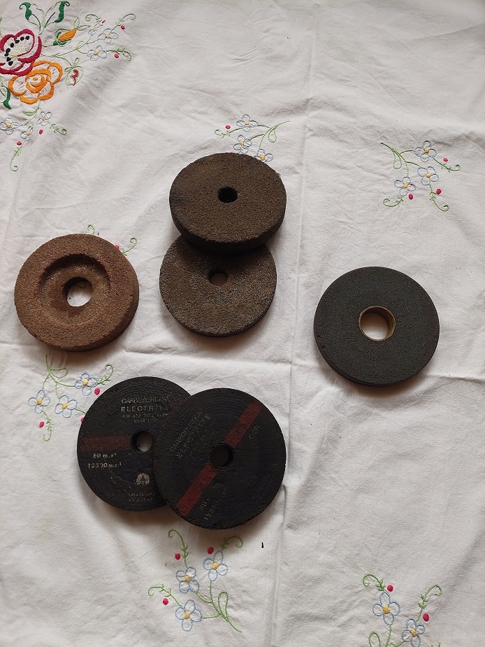 6ks brusných kotoučů