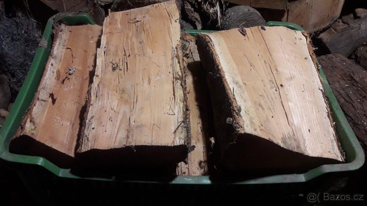 Dřevo na uzení, grilování