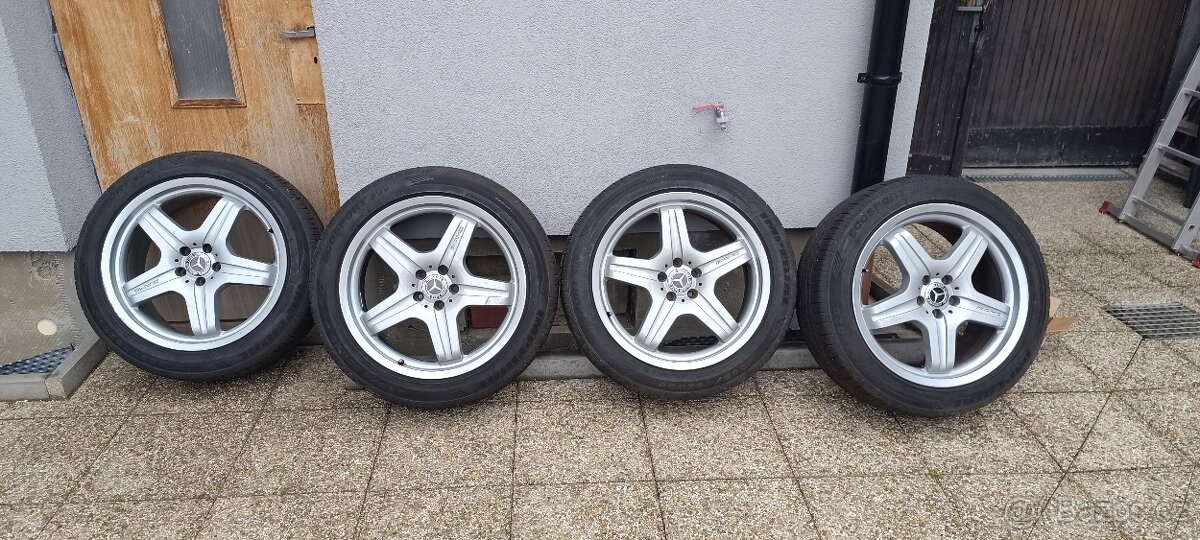 AMG kola Mercedes-Benz