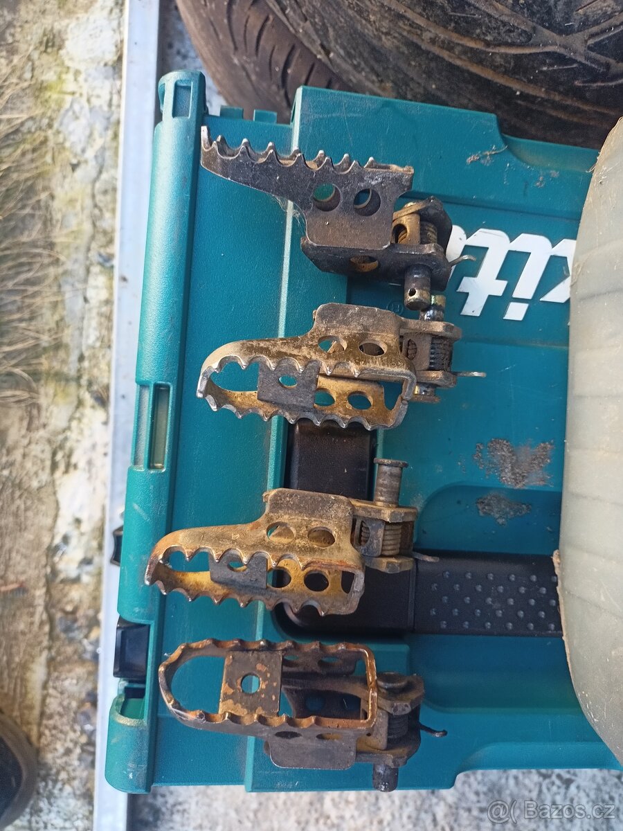 Stupačky Yamaha DT 125 R