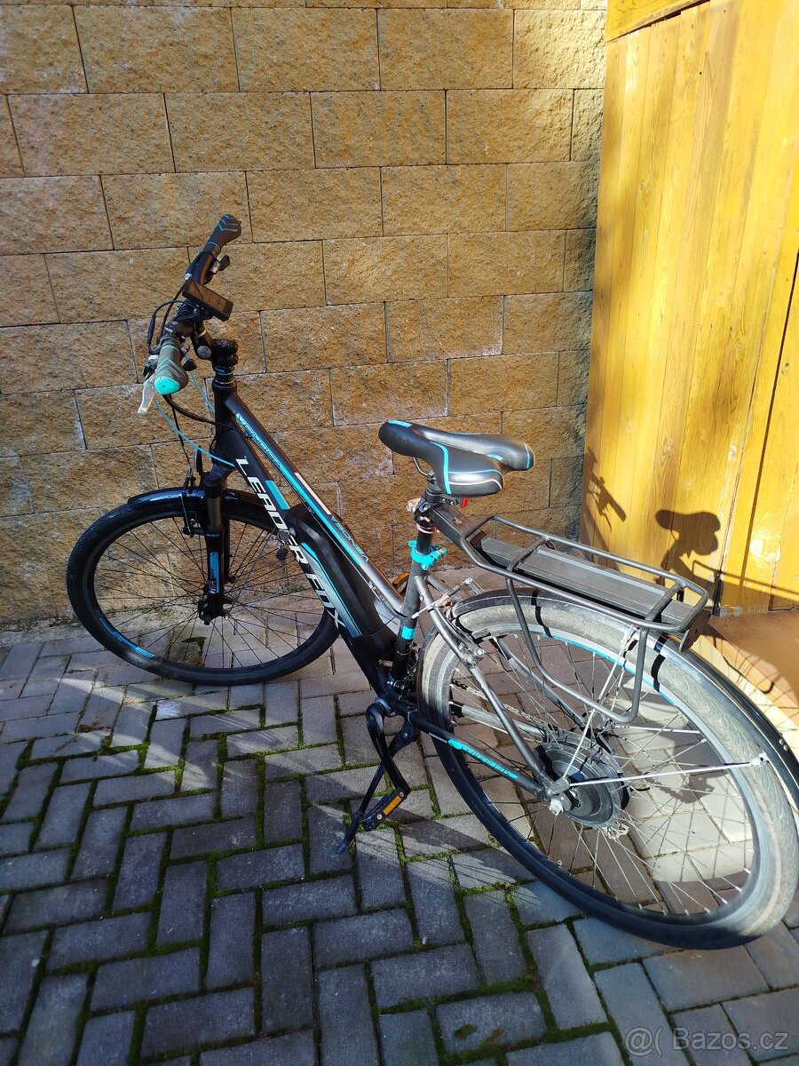 Dámské elektrokolo