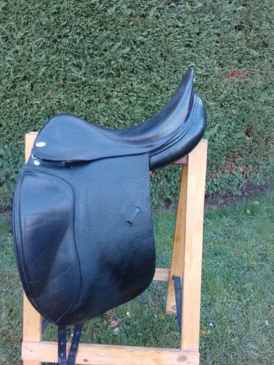 Drezurní sedlo Jaguar