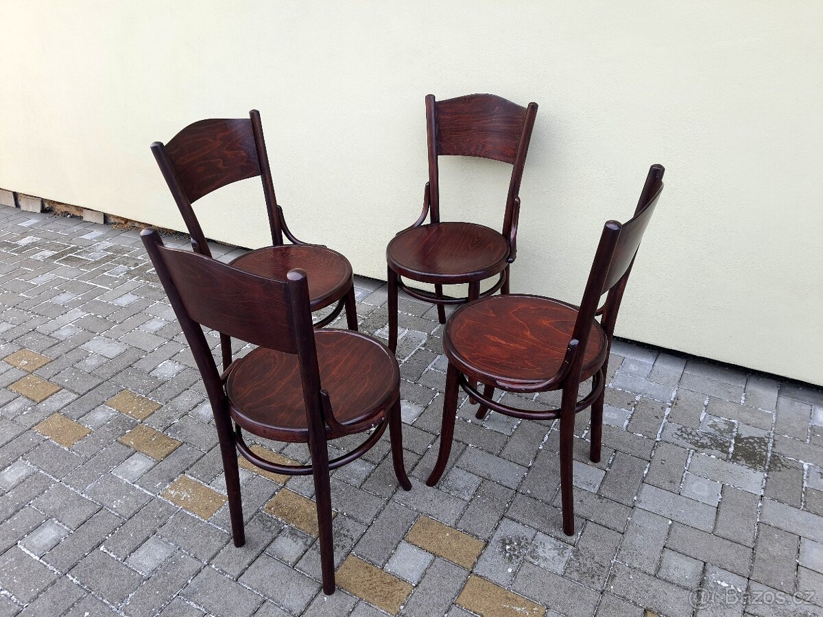 Celodřevěné židle THONET 4ks po renovaci