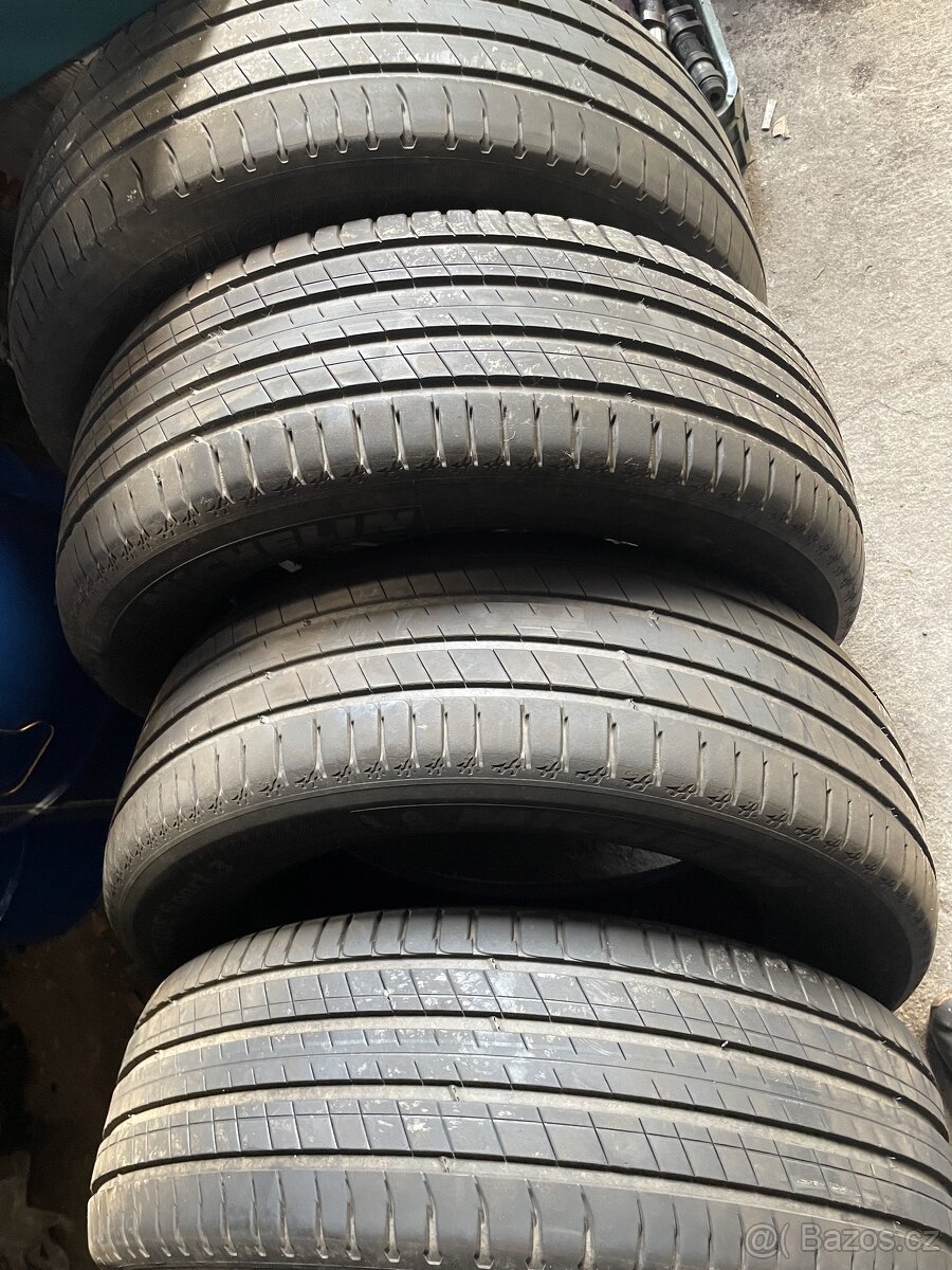 235/60R18 letní pneu Michelin