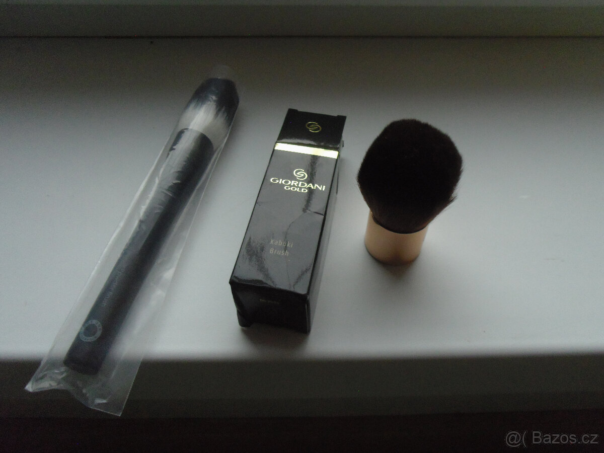 2x štetec na pudr Oriflame