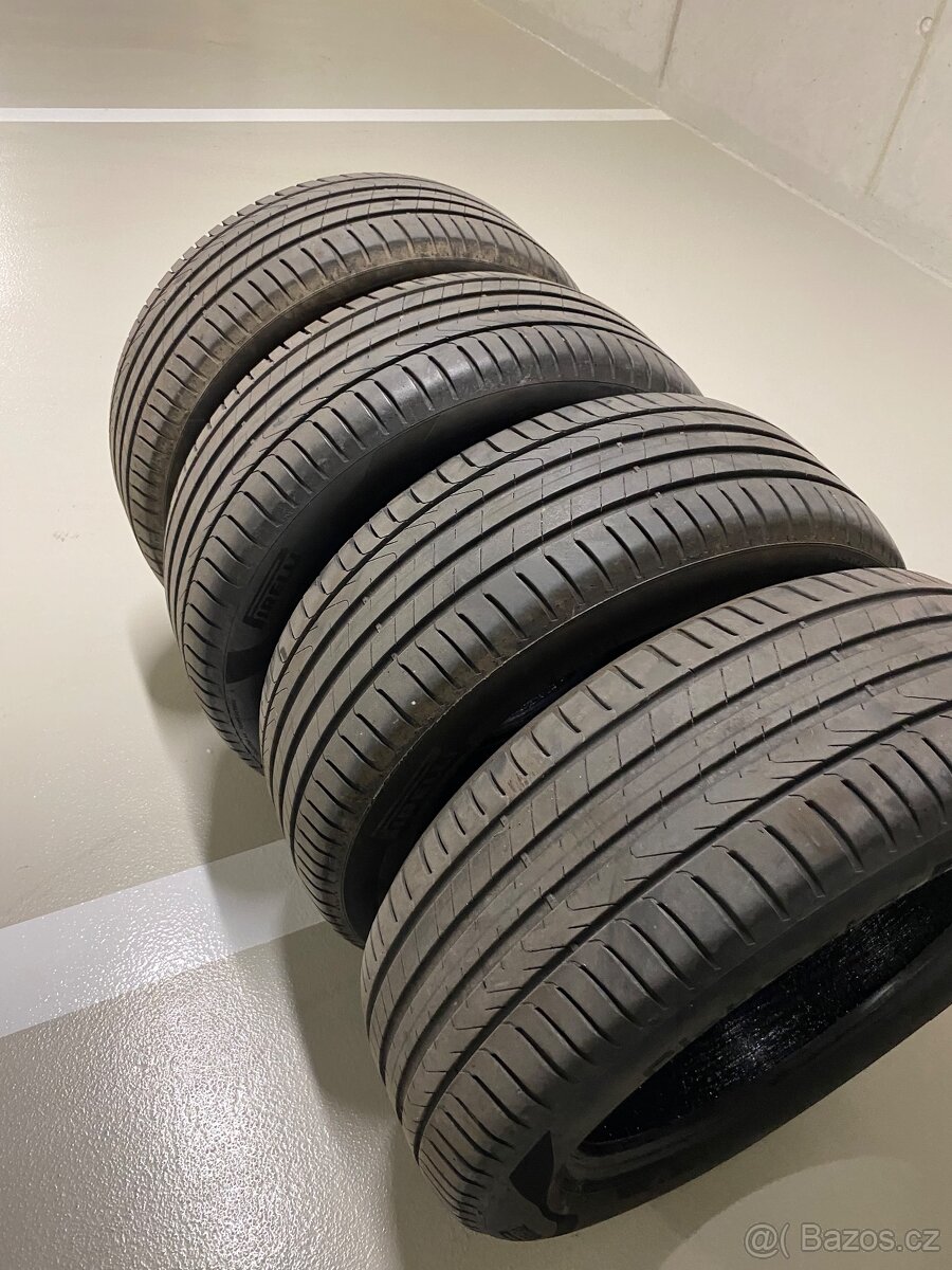 letní pneu 4x Pirelli Cinturato P7 215/55 R17 94V