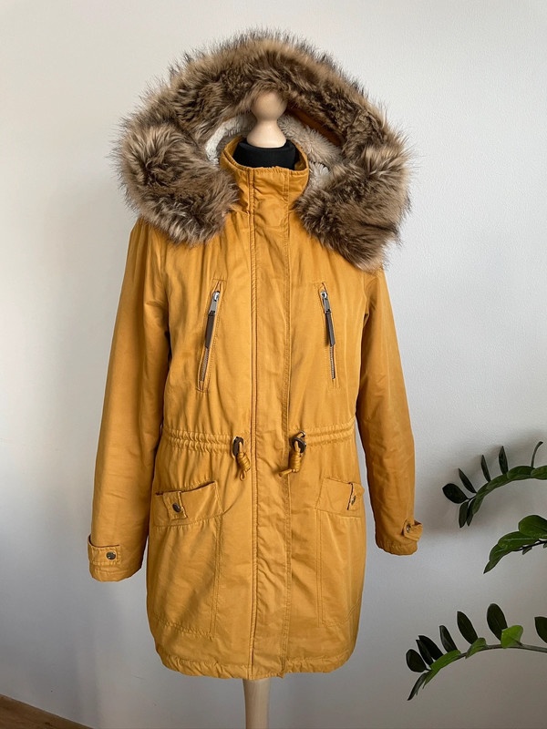 Hořčicově žlutá parka Reserved
