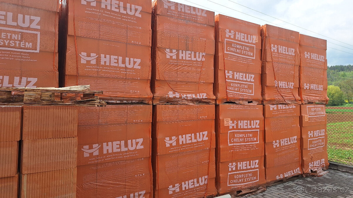 HELUZ UNI 25 broušená
