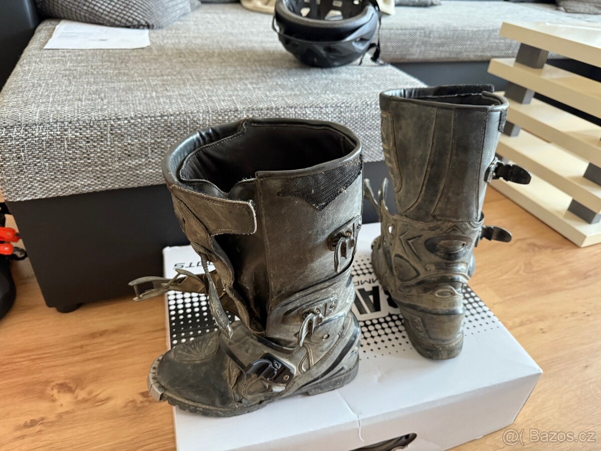 Motokrosové boty vel. 40