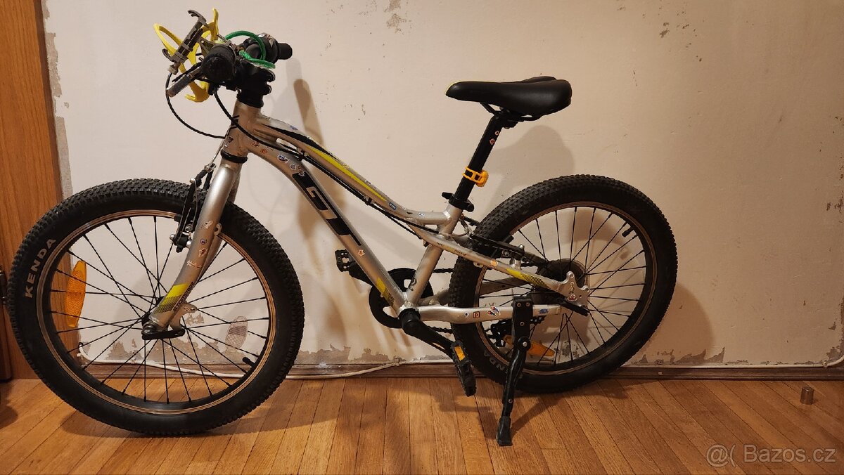 Dětské kolo GT Stomper 20"