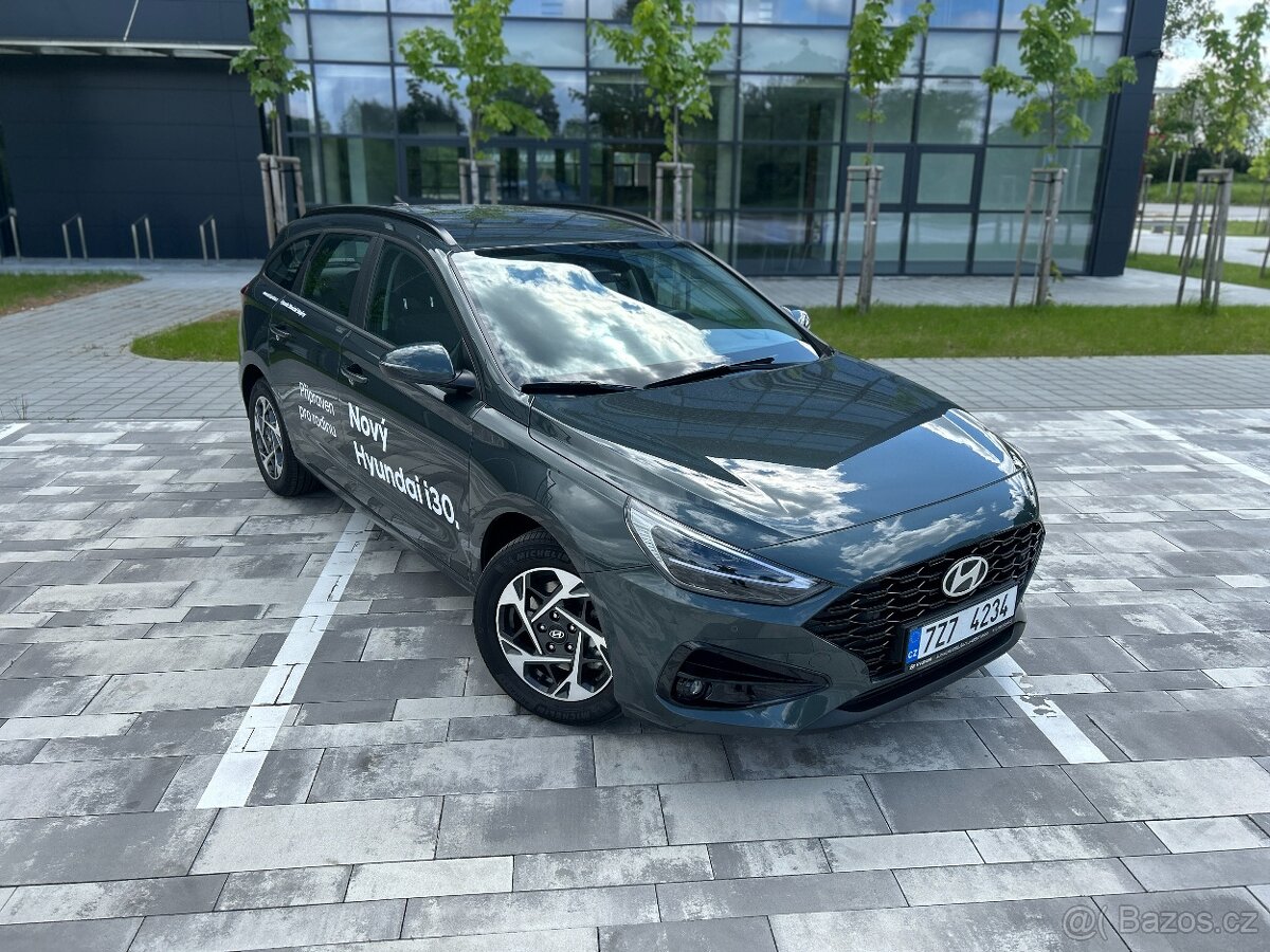Hyundai i30 kombi 1.5i DPI 71kW SMART 2025