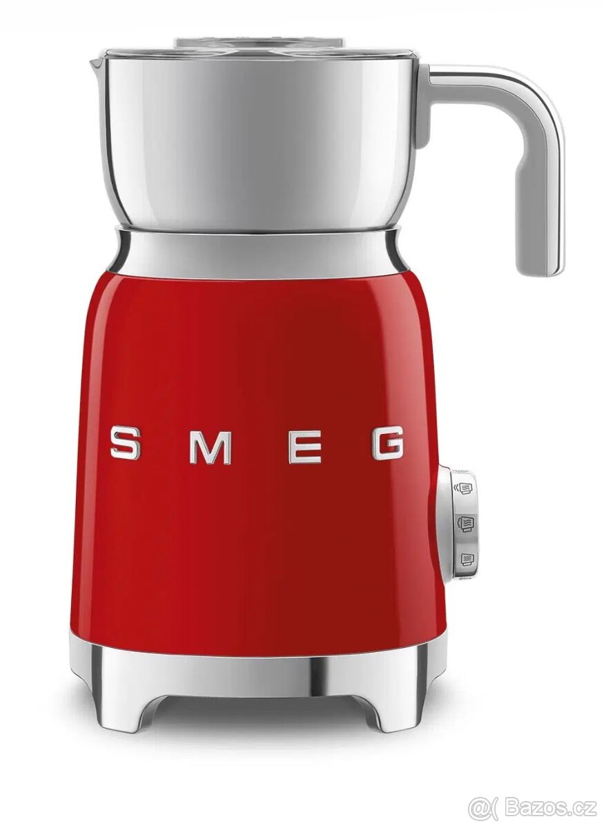 Šlehač mléka SMEG 50's Retro Style 0,6l červený