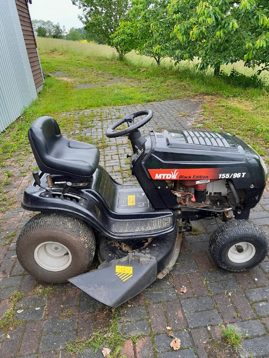 sekačka, zahradní traktor, bočák, traktůrek