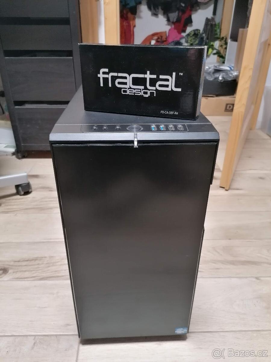Fractal Design Define R4