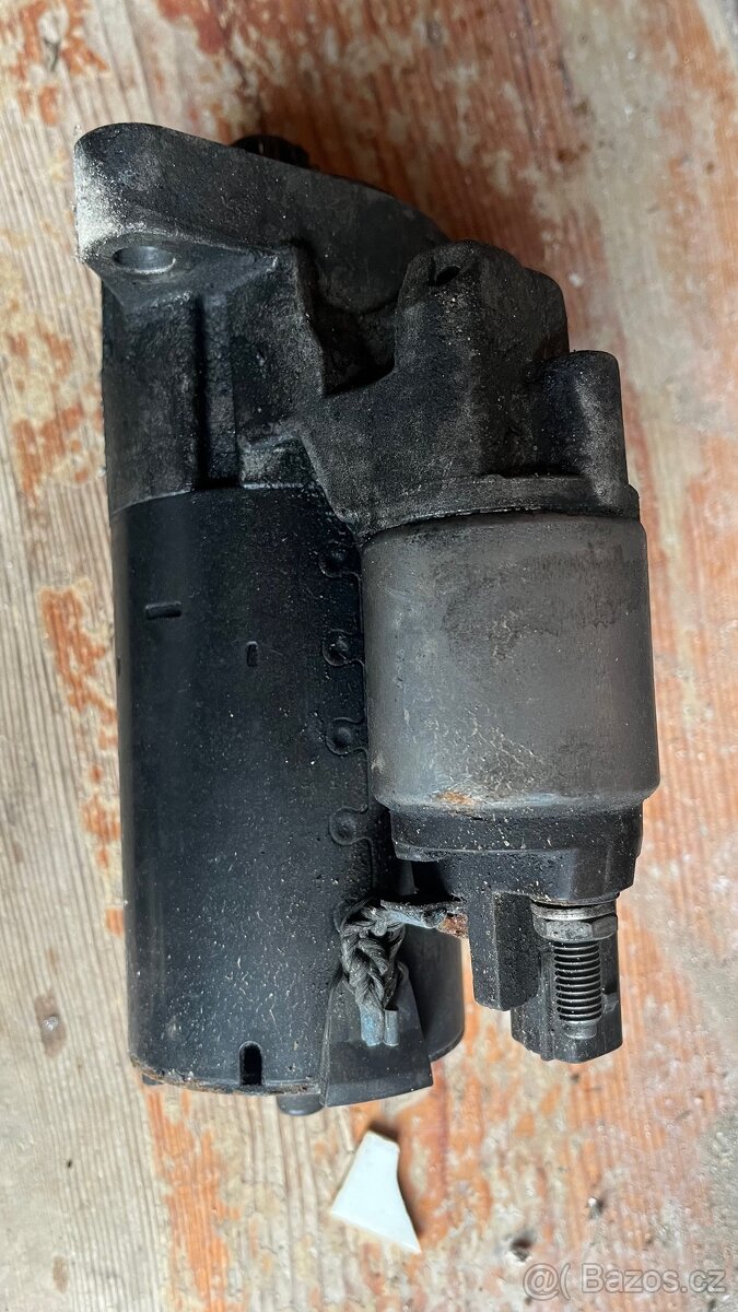 VW Touareg - starter 3,0 TDI 6V
