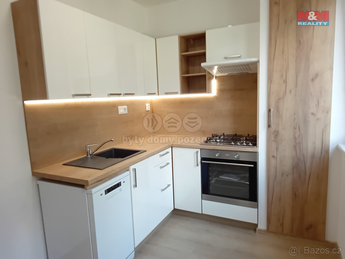 Pronájem bytu 1+1 v Ostravě, ul. Výškovická, 39 m2