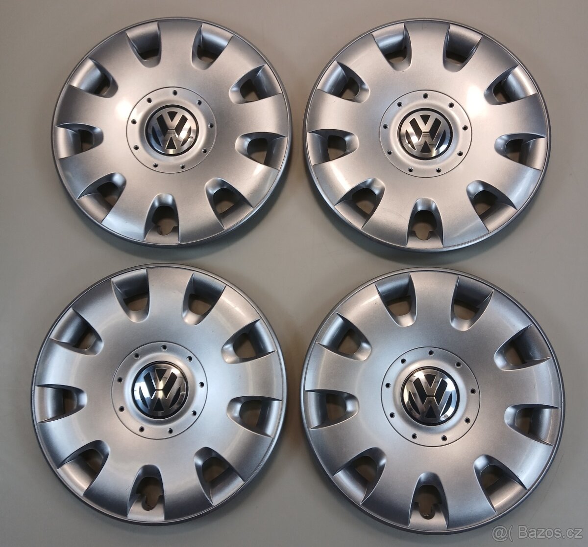 Poklice Volkswagen 15" 4ks