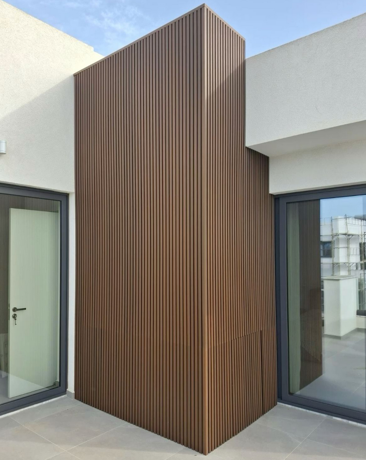 WPC fasádní panely 219x26x2900mm, obkladové, kvalitní, levně