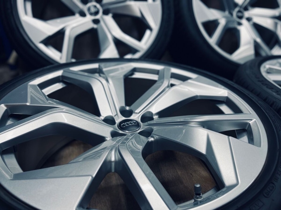 TOP zimní kola R23 Audi Q8 originál