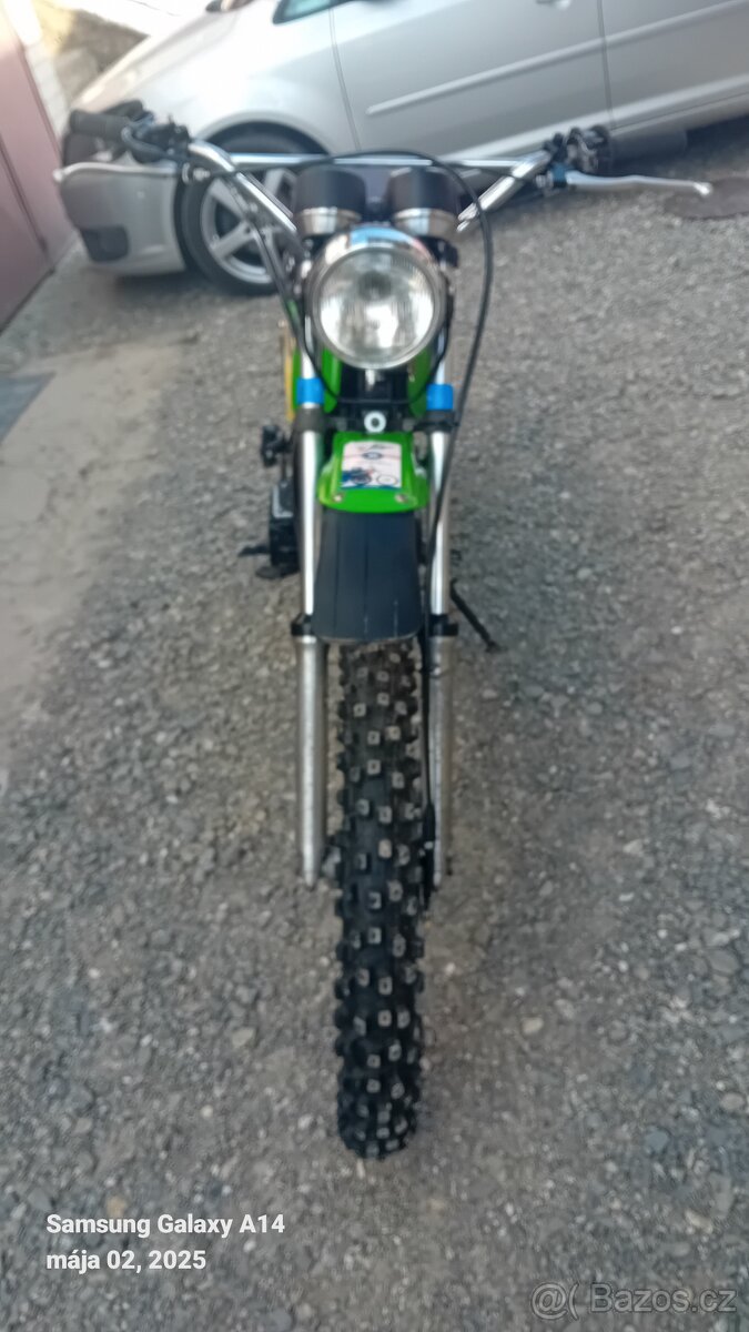 Kawasaki 125 ke