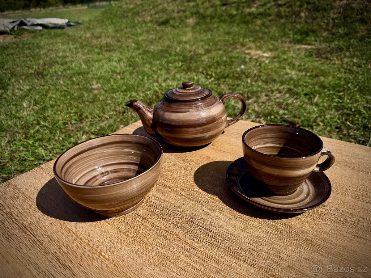 Keramická čajová souprava – točená hnědá glazura