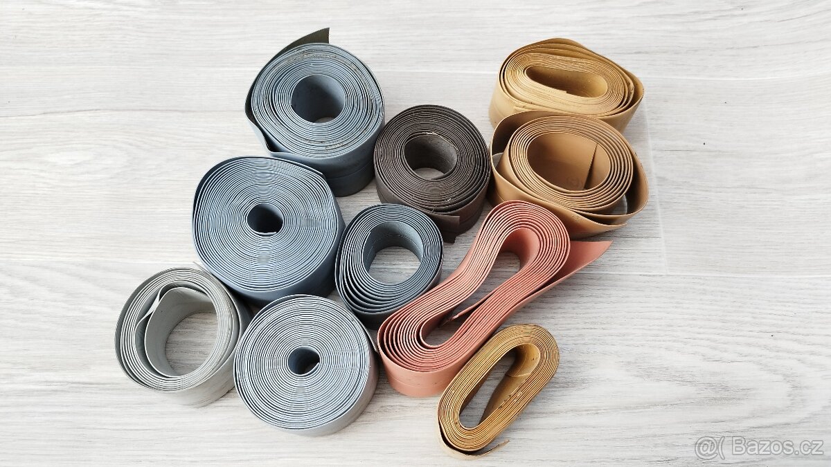 PVC lišta soklová - zbytky