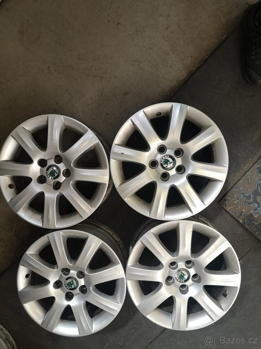 Alu kola 5x100 r15 Škoda