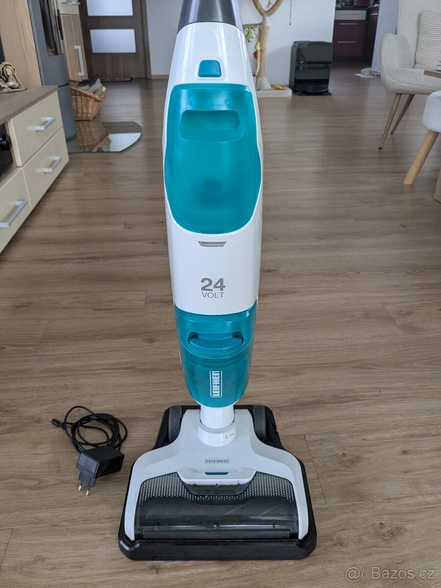 Tyčový vysavač Leifheit Regulus Aqua PowerVac 24V