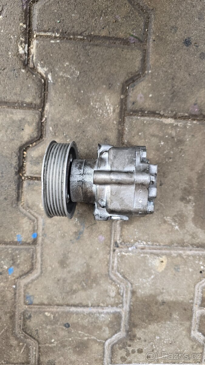 Vw t5 t6 servo řízení servočerpadlo 7e0422154e