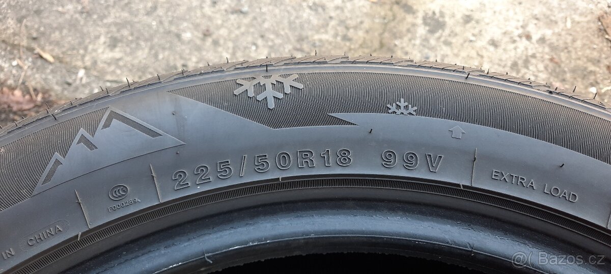 2ks zimní pneu 225/50 r18