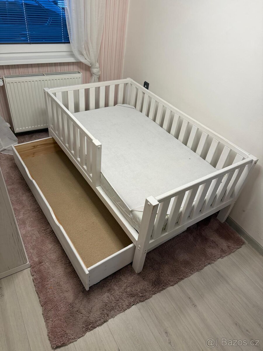 Dětská postel