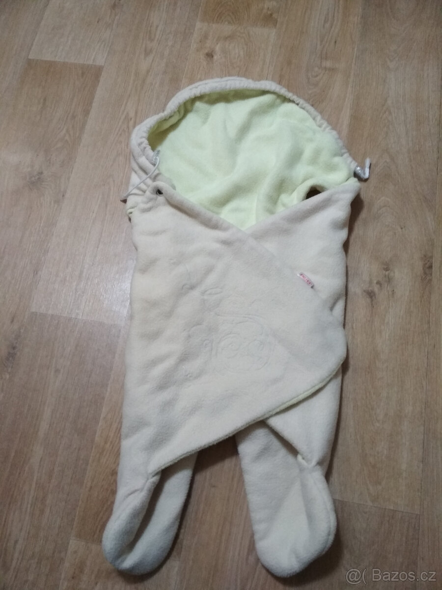 Fusak do autosedačky