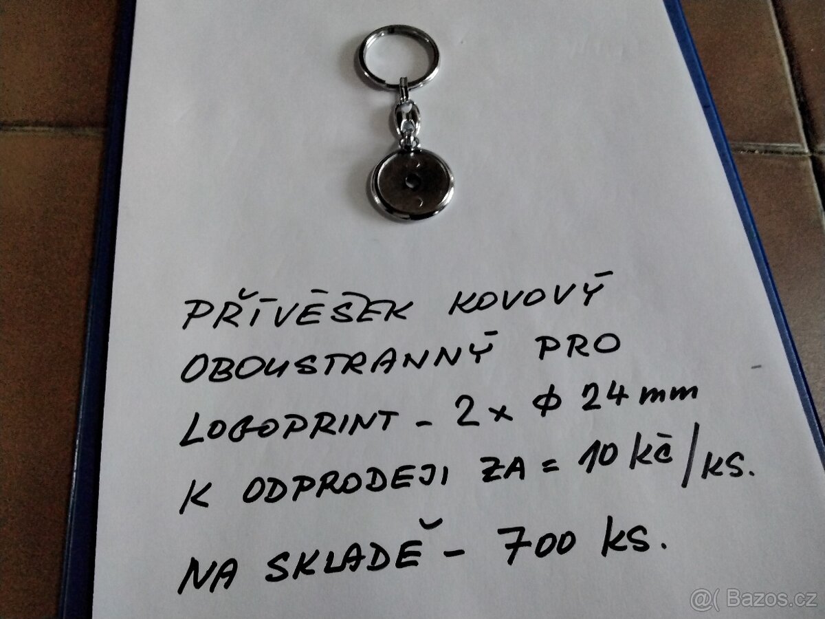 přívěšky ke klíčům