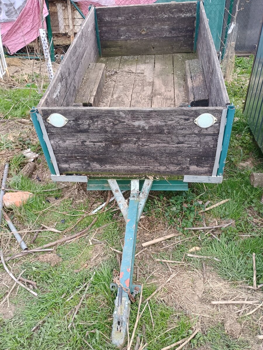 Vlečka za auto