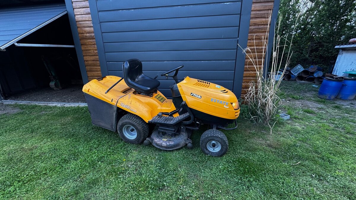 Zahradní traktor STIGA B@S 17,5HP