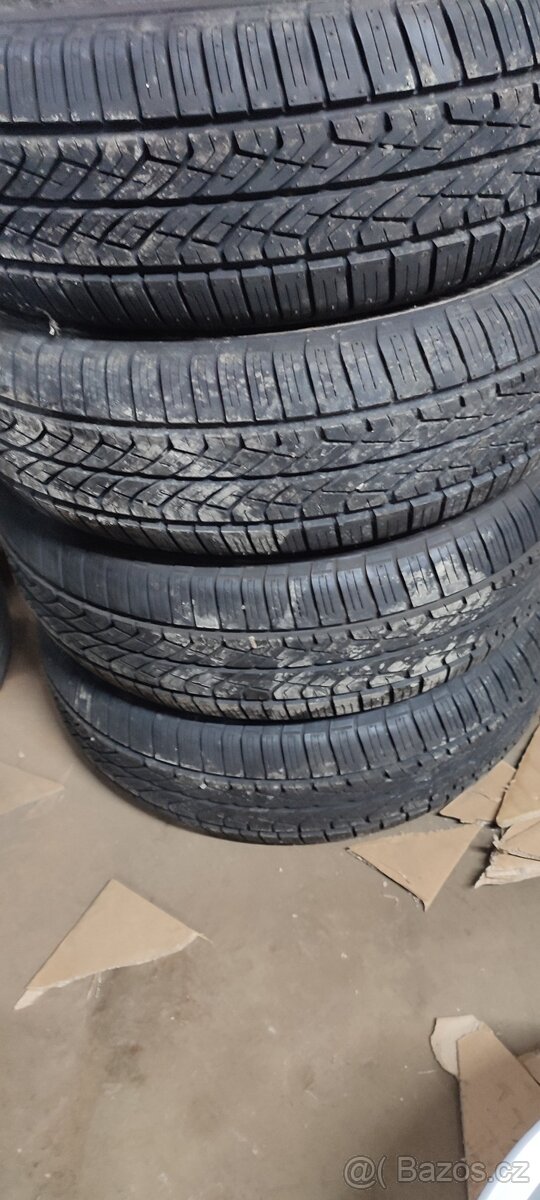 225/60 R17 99V Yokohama Geolandar G95