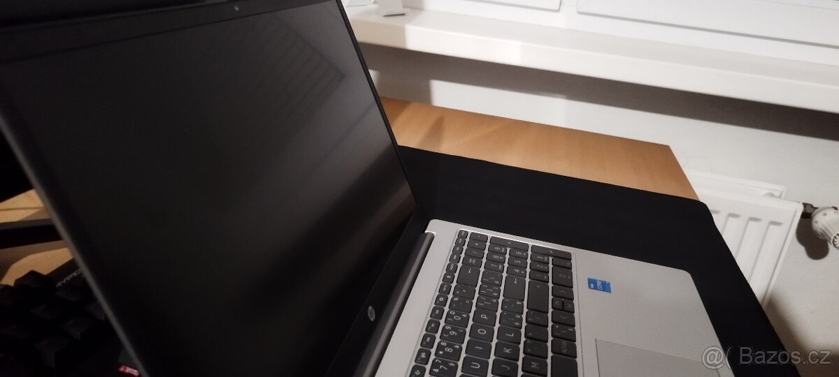 Notebook HP 250 10g JAKO NOVÝ 10 JADER PROCESOR