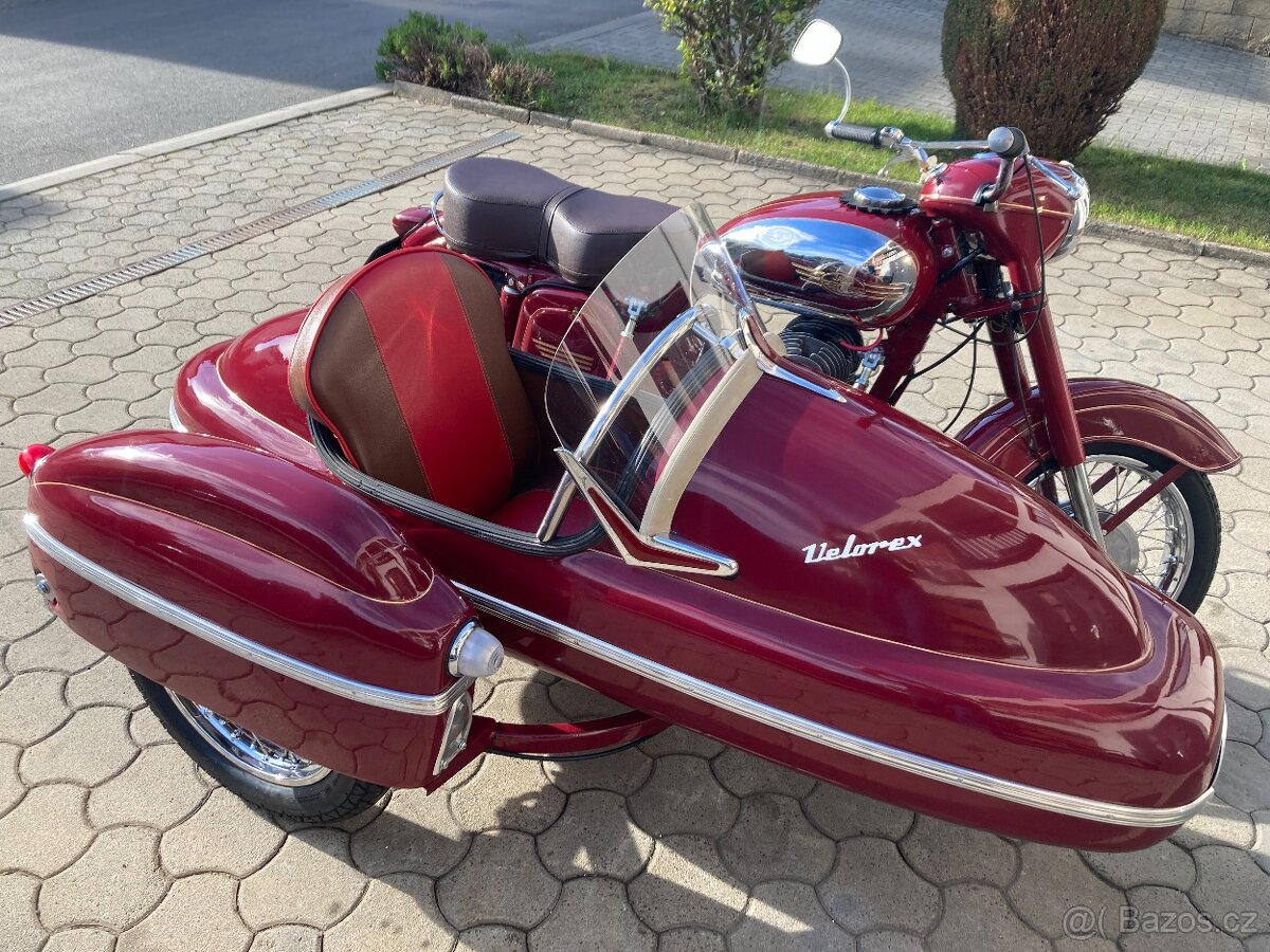 Jawa 350/354 + Velorex 560