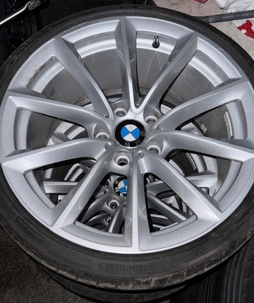 Prodám 4 ks.originálních kol BMW Z4 E89