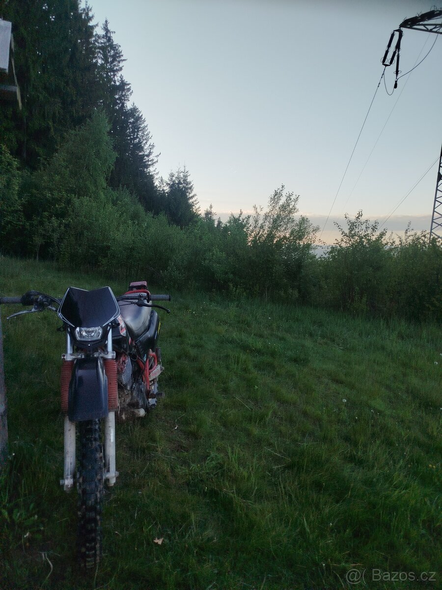 Yamaha XT 600
