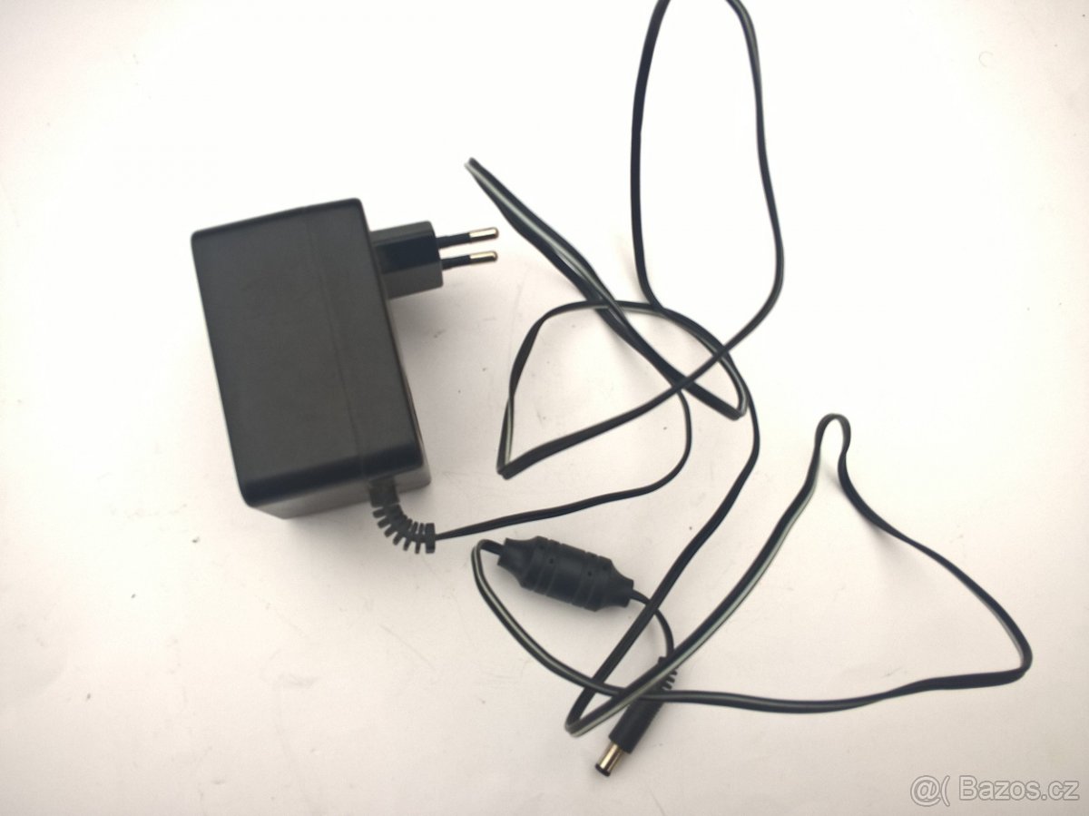 zdroj - adaptér - 230V/22W - 20V/750mA/15VA
