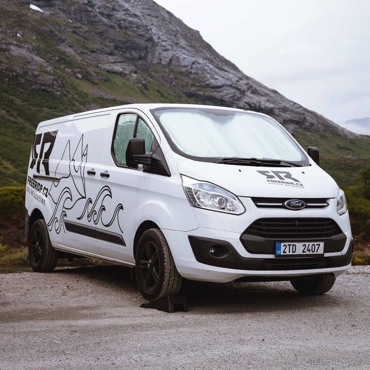 Obytná dodávka Ford Transit Custom 2.2, 92 kW, 2014