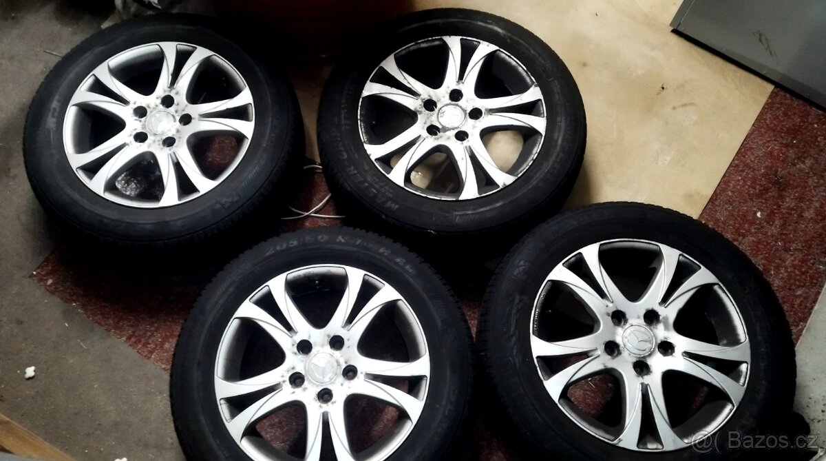 Sada kol 205/60 R16 zimní 5x114,3 ET48 střed 67,1