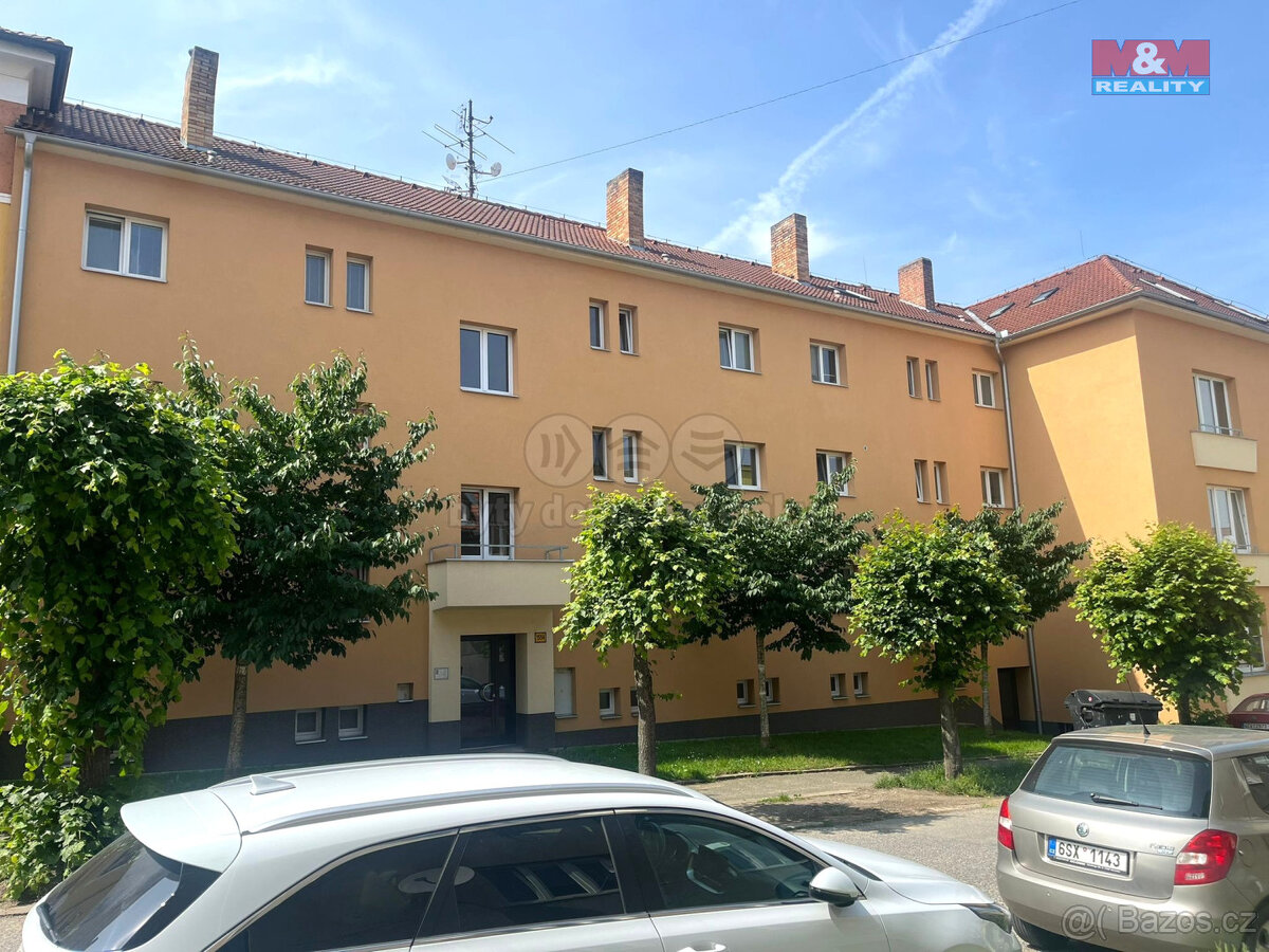 Prodej zděného bytu 2+1 s balkonem v Písku, ul. Erbenova.