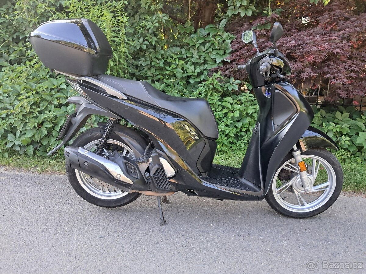 Honda sh 125 rok 2017