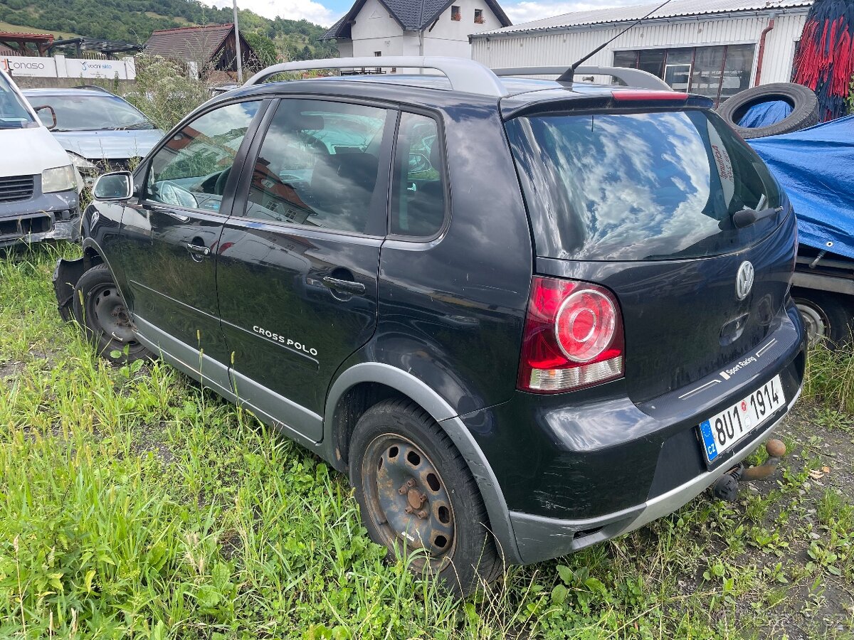 VW Polo Cross 1,9 74kW havarované