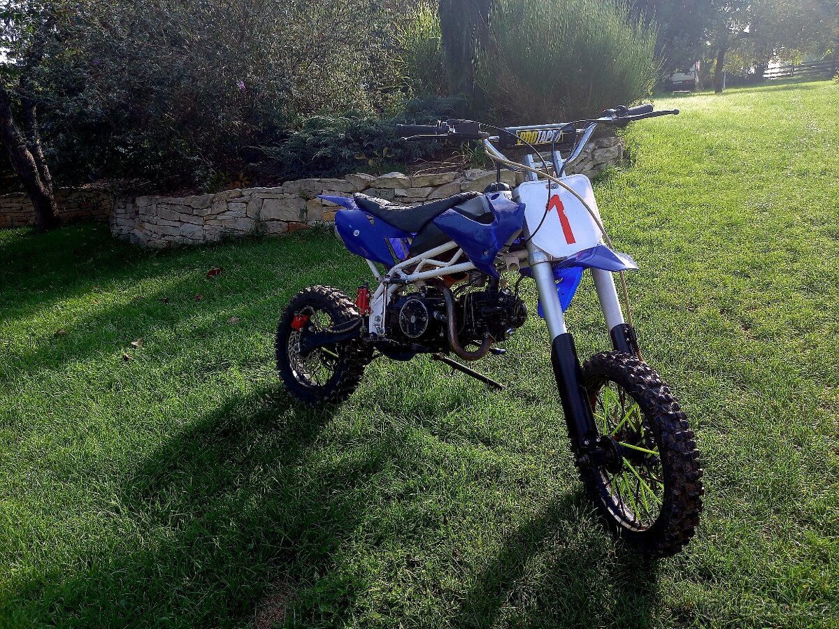 Pitbike Nitro Sky 125ccm + Helma